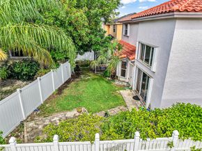 4743 NW 3rd St, Deerfield Beach FL 33442