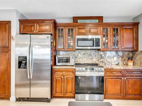 4743 NW 3rd St, Deerfield Beach FL 33442