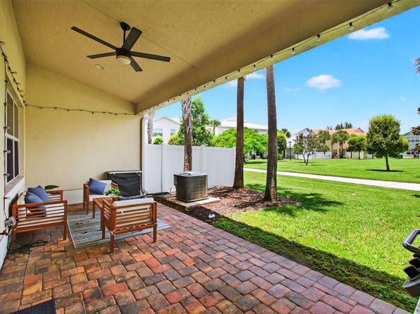 12041 Park Central, Royal Palm Beach FL 33411