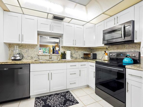 2004 Granada Drive H3, Coconut Creek FL 33066
