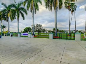 2004 Granada Drive H3, Coconut Creek FL 33066