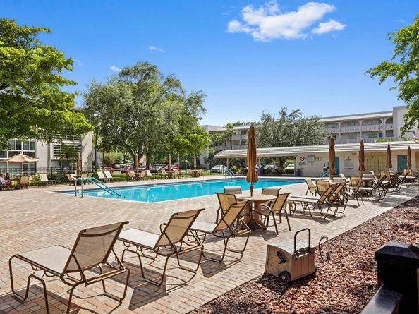 2004 Granada Drive H3, Coconut Creek FL 33066