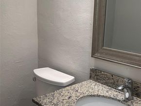 5710 NW 68th Ter, Tamarac FL 33321
