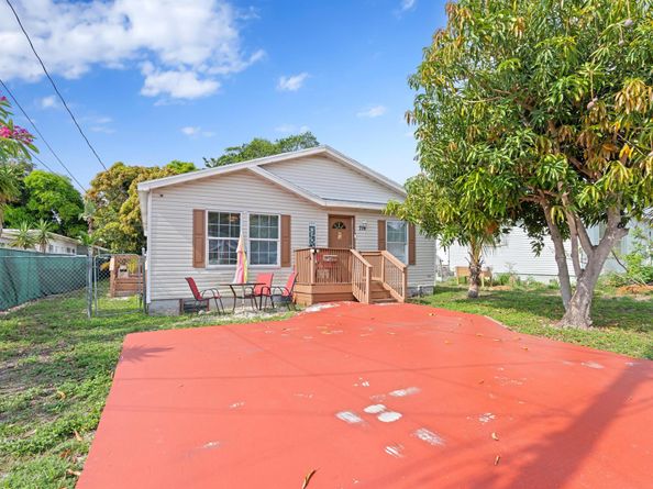 716 21st Street, West Palm Beach FL 33407
