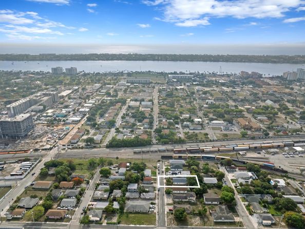 716 21st Street, West Palm Beach FL 33407