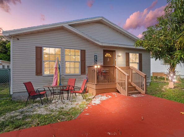 716 21st Street, West Palm Beach FL 33407