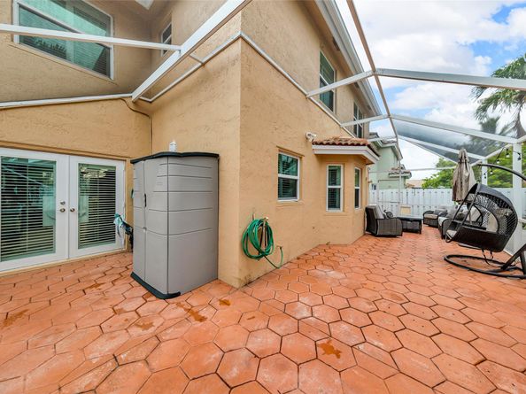 13756 NW 22nd PL, Sunrise FL 33323