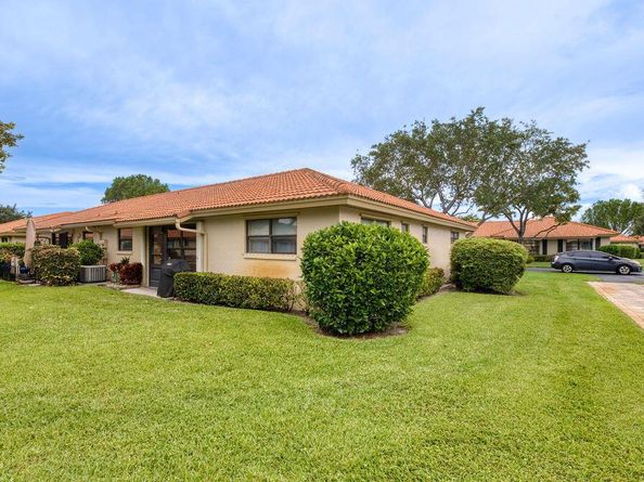 4600 Wildwood Tree A Lane A, Boynton Beach FL 33436
