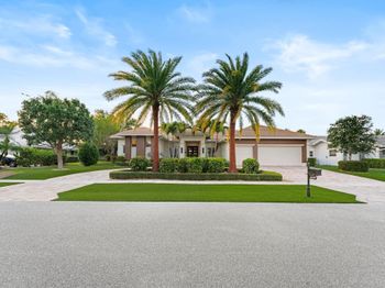 4689 Tree Fern Dr