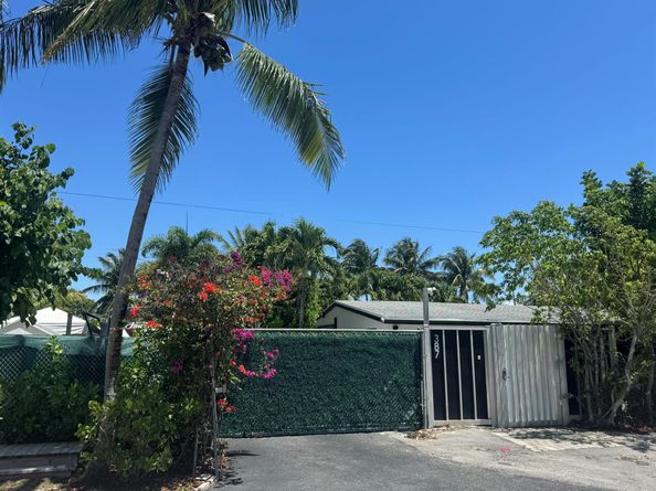 387 Enfield Street, Boca Raton FL 33487