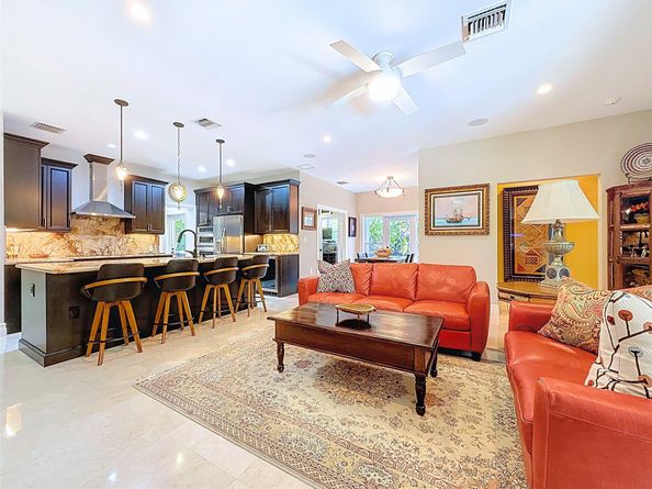 901 SE 6th St, Fort Lauderdale FL 33301