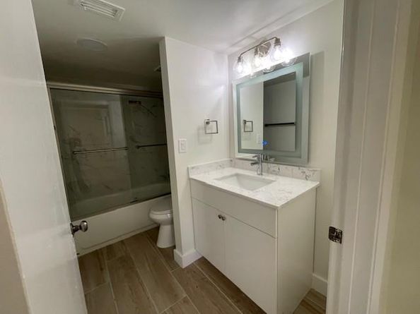 530 SW 113th Way 530, Hollywood FL 33025