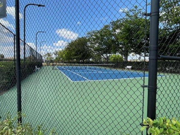 530 SW 113th Way 530, Hollywood FL 33025