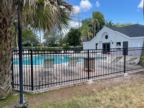 530 SW 113th Way 530, Hollywood FL 33025