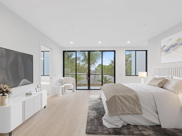 408 SE 2nd Street, Delray Beach FL 33483