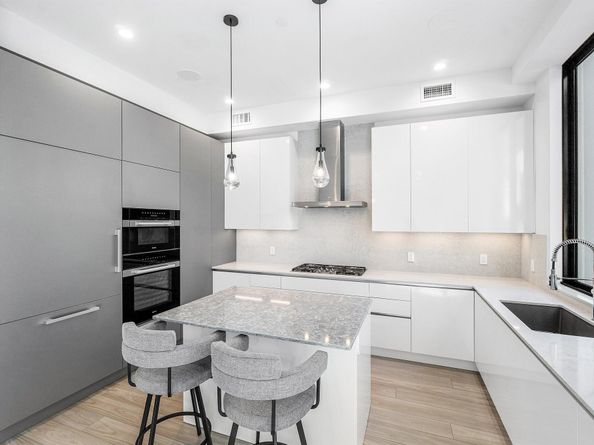 408 SE 2nd Street, Delray Beach FL 33483