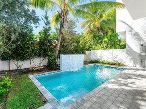 408 SE 2nd Street, Delray Beach FL 33483