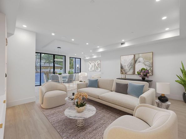 408 SE 2nd Street, Delray Beach FL 33483