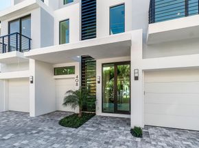 408 SE 2nd Street, Delray Beach FL 33483