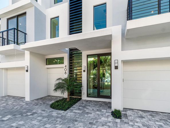 408 SE 2nd Street, Delray Beach FL 33483