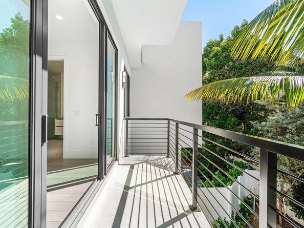 408 SE 2nd Street, Delray Beach FL 33483