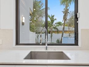 408 SE 2nd Street, Delray Beach FL 33483
