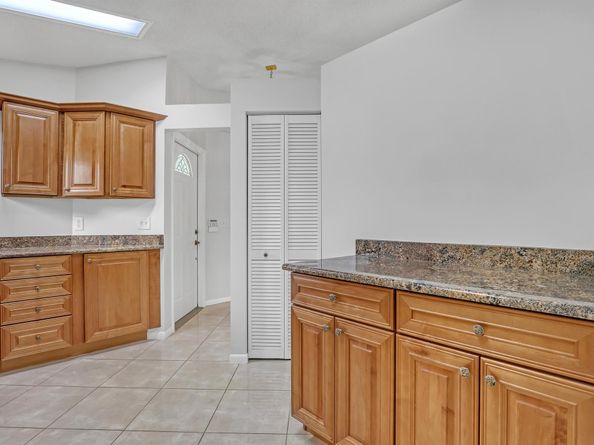 1265 Pine Sage Circle, West Palm Beach FL 33409
