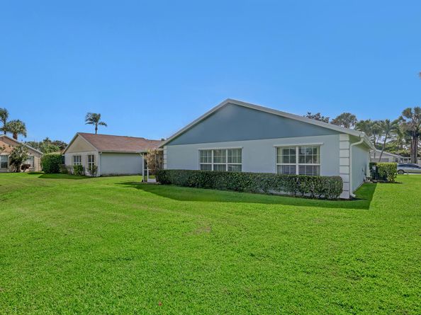 1265 Pine Sage Circle, West Palm Beach FL 33409