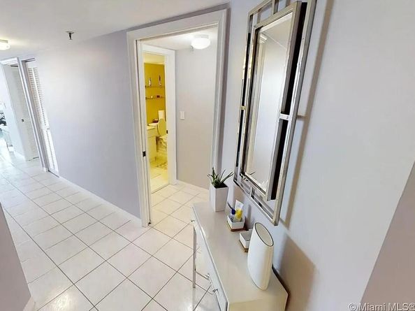 17700 N Bay Road 702, Sunny Isles Beach FL 33160