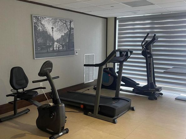 17700 N Bay Road 702, Sunny Isles Beach FL 33160