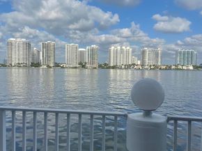 17700 N Bay Road 702, Sunny Isles Beach FL 33160