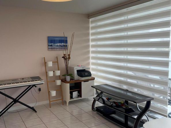 17700 N Bay Road 702, Sunny Isles Beach FL 33160