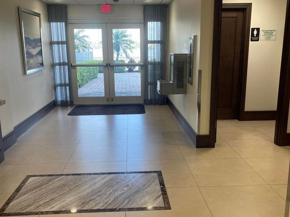 17700 N Bay Road 702, Sunny Isles Beach FL 33160
