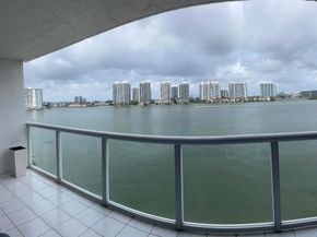 17700 N Bay Road 702, Sunny Isles Beach FL 33160