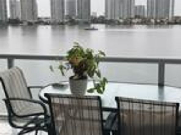 17700 N Bay Road 702, Sunny Isles Beach FL 33160