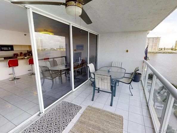17700 N Bay Road 702, Sunny Isles Beach FL 33160