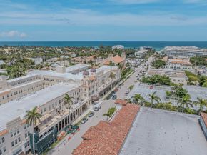 235 Sunrise Avenue 1050, Palm Beach FL 33480