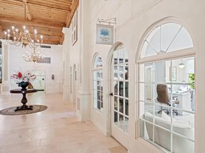 235 Sunrise Avenue 1050, Palm Beach FL 33480