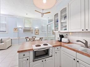 235 Sunrise Avenue 1050, Palm Beach FL 33480
