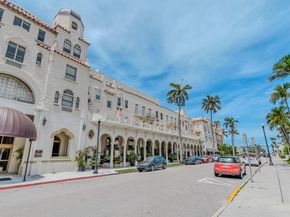 235 Sunrise Avenue 1050, Palm Beach FL 33480