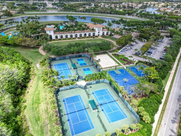 9161 Dupont Place, Wellington FL 33414