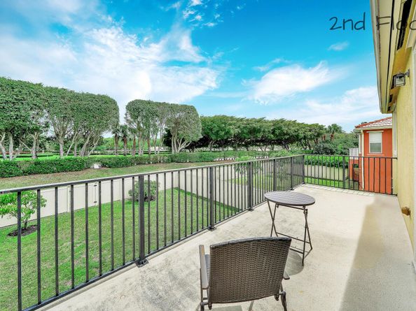9161 Dupont Place, Wellington FL 33414