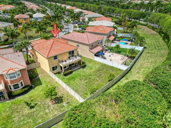 9161 Dupont Place, Wellington FL 33414