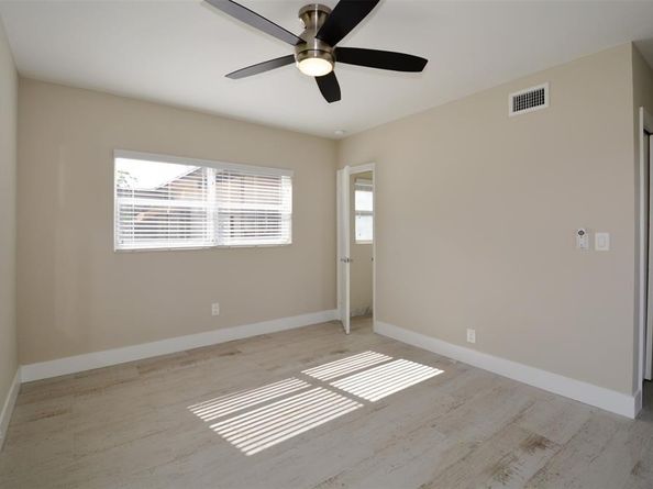 1835 Park Ln, Fort Lauderdale FL 33315