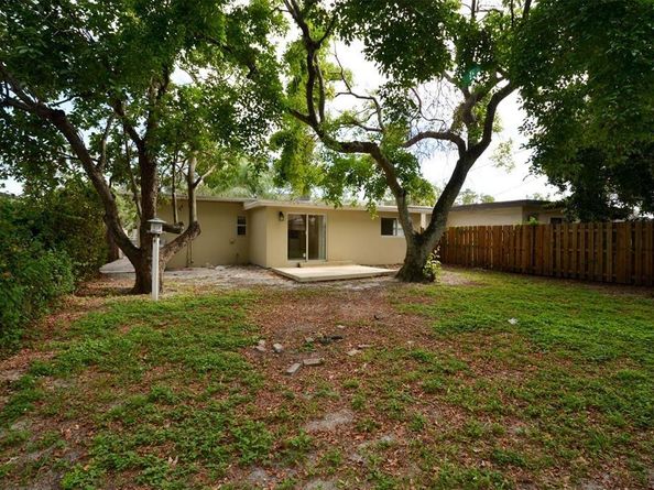 1835 Park Ln, Fort Lauderdale FL 33315