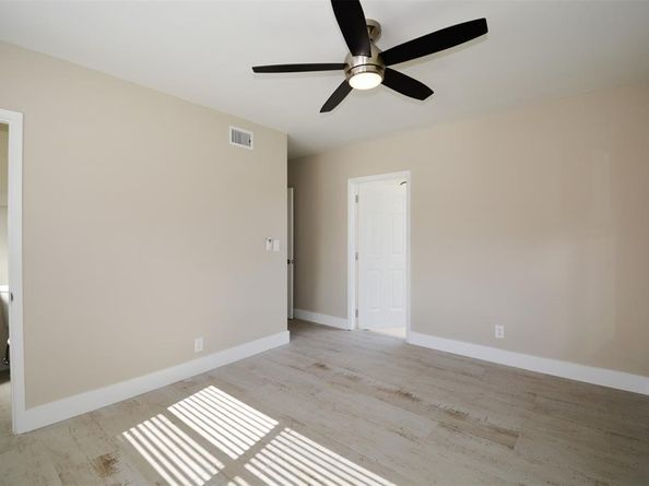 1835 Park Ln, Fort Lauderdale FL 33315