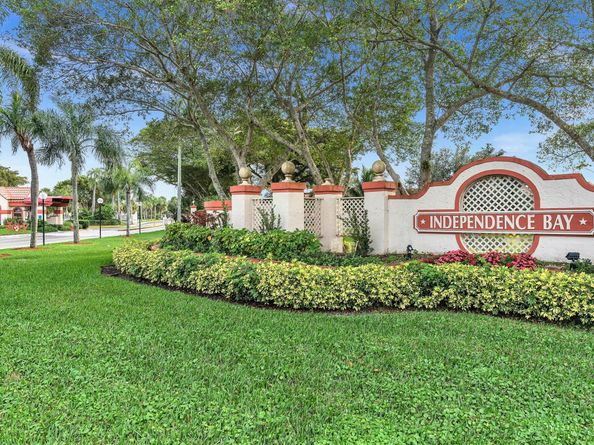306 Congressional Way 306, Deerfield Beach FL 33442
