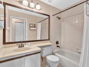 306 Congressional Way 306, Deerfield Beach FL 33442