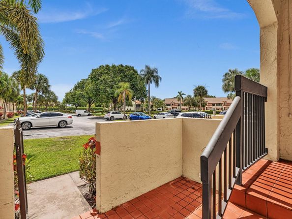 306 Congressional Way 306, Deerfield Beach FL 33442