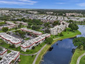 32 Abbey Lane 205, Delray Beach FL 33446